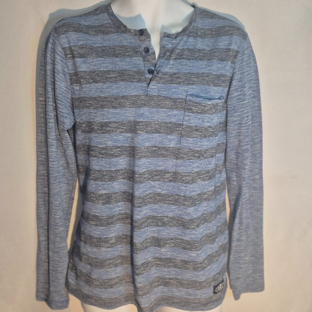 Brooklyn Trademark pull over shirt, buttoned collar, blue/grey stripes. Medium